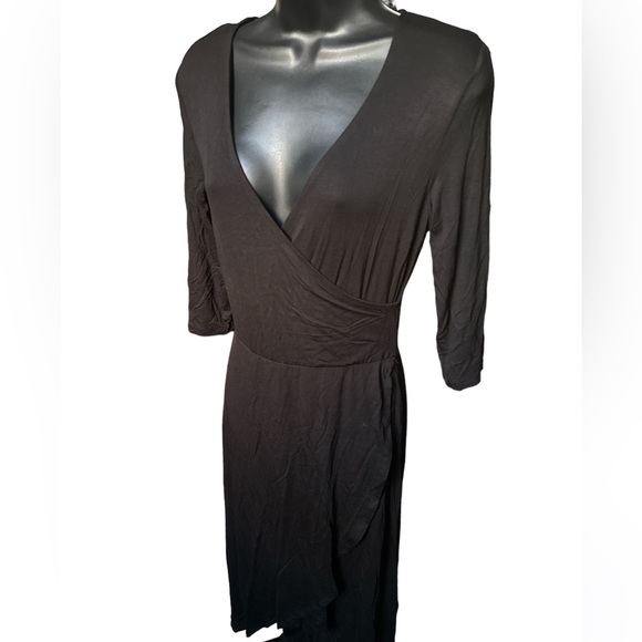 H&M Deep V-Neck High/Low Black Dress - Picture 3 of 7